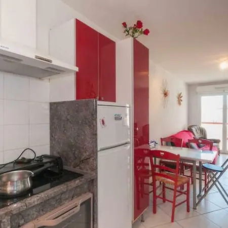 3 Pieces Tout Confort Avec Parking